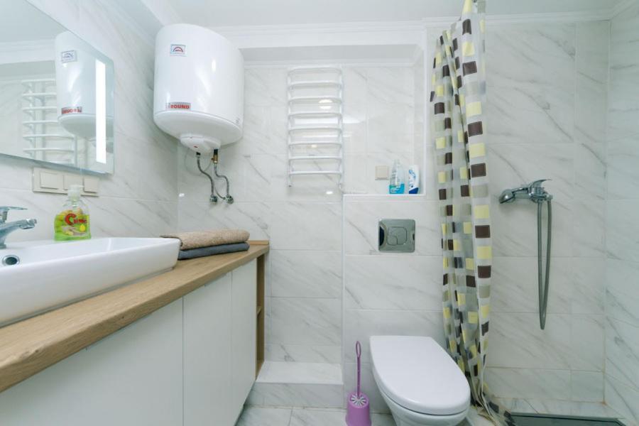 Inn Smarthause Apartments Kiev Buitenkant foto