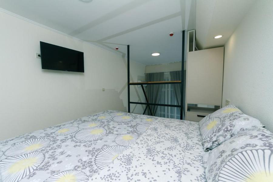 Inn Smarthause Apartments Kiev Buitenkant foto